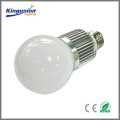 Kingunion semi-extérieur AC100-240V, E27 / E26 LED Série ampoule CE et RoHS approuvé